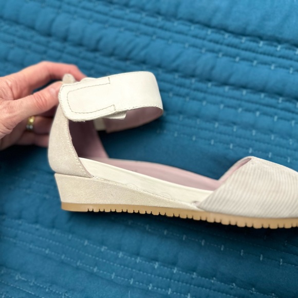 David Tate Wedge White/Cream Sandals 8.5 Narrow - Picture 2 of 5